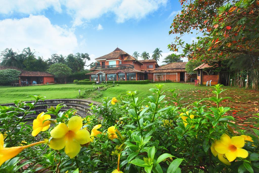 The River Retreat Heritage Ayurvedic Resort Shoranur Экстерьер фото