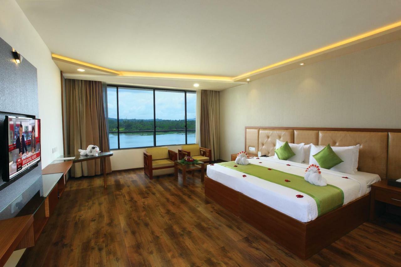 The River Retreat Heritage Ayurvedic Resort Shoranur Экстерьер фото